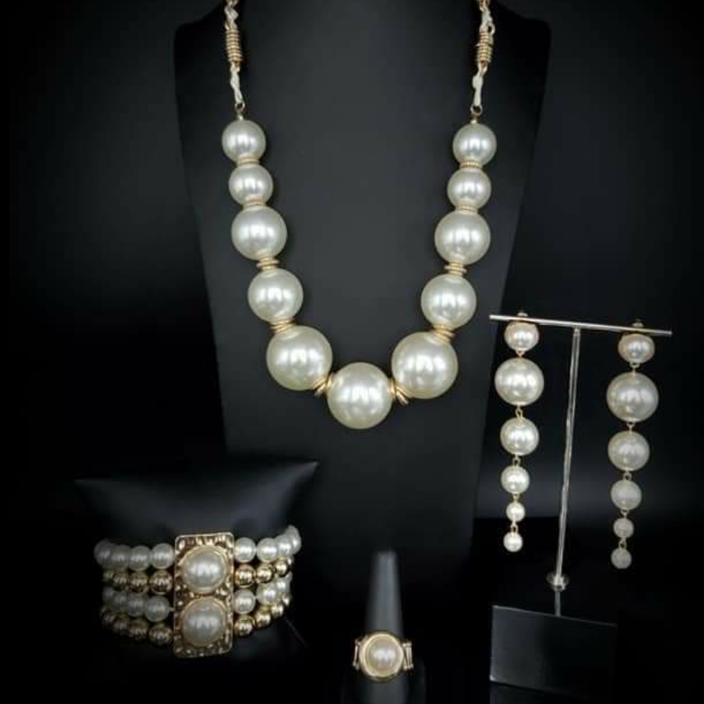 Fiercely 5th Avenue- 4pc Set